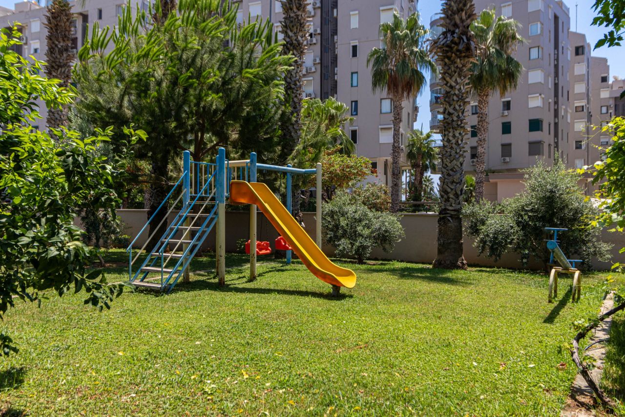 Квартира в Анталии, Турция, 200 м² - фото 4