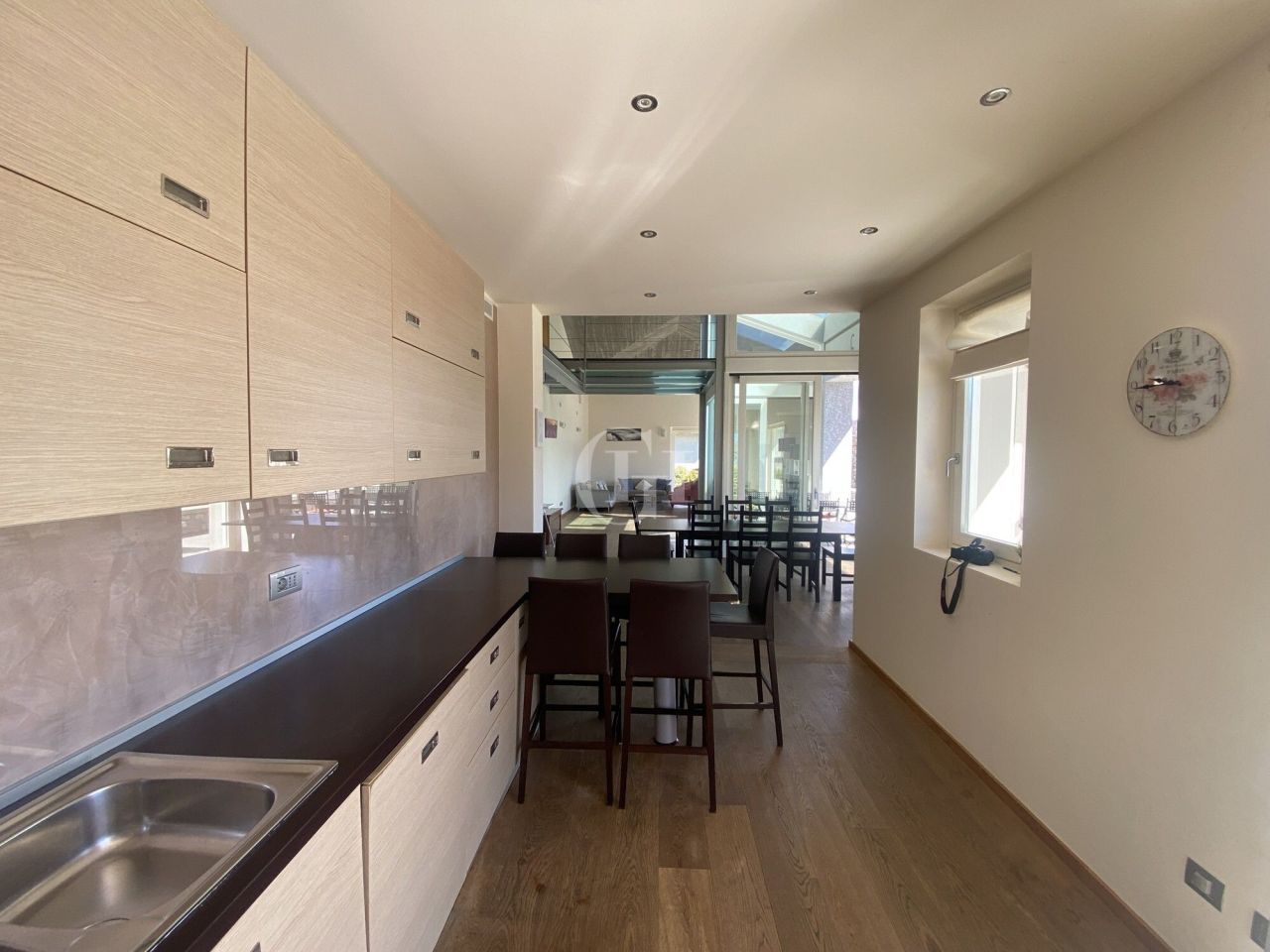 Вилла у озера Комо, Италия, 460 м² - фото 10