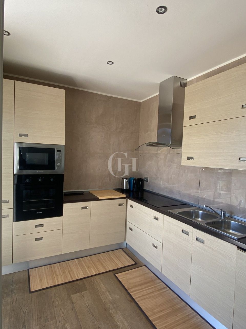 Вилла у озера Комо, Италия, 460 м² - фото 9