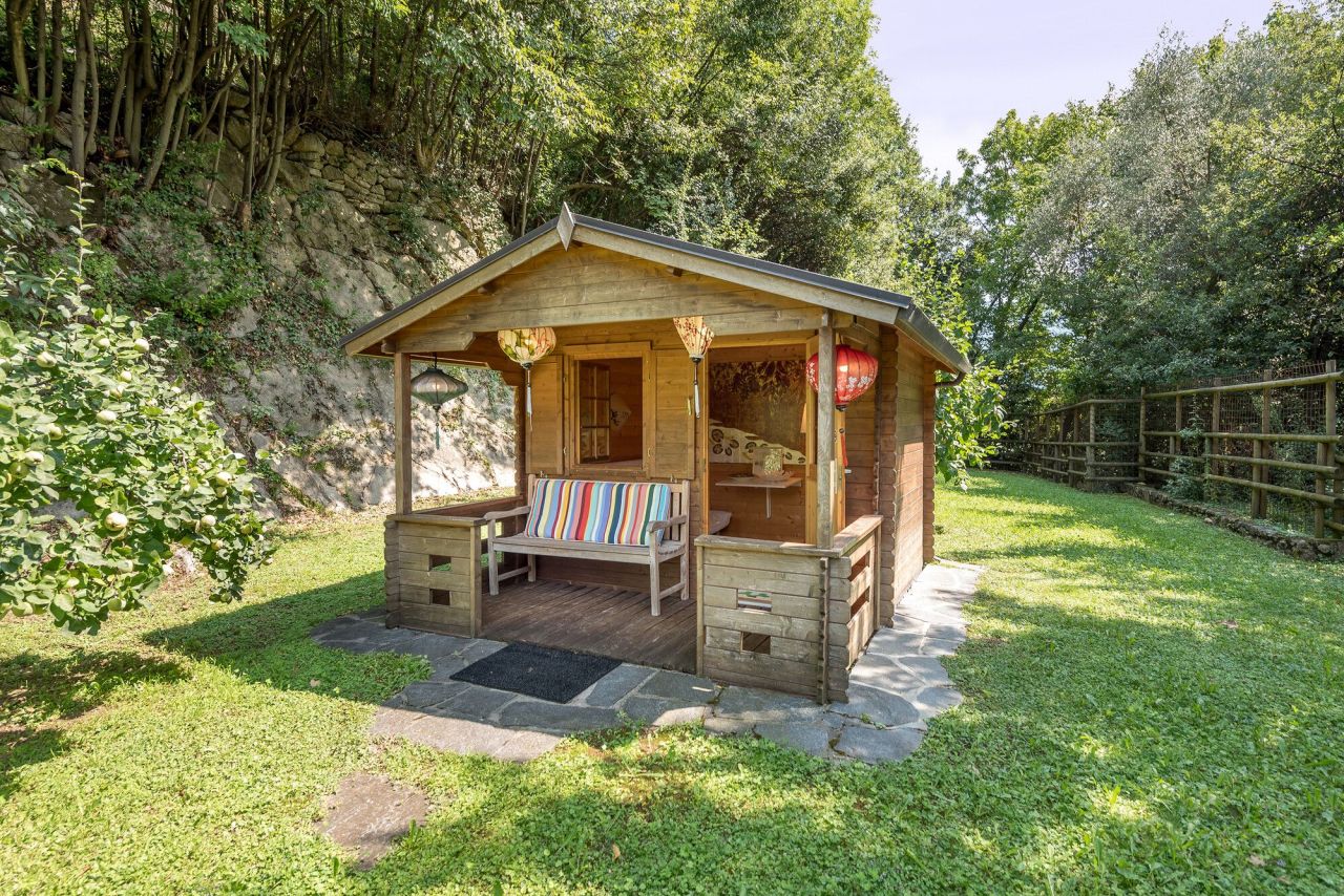 Вилла на озере Лугано, Италия, 228 м² - фото 17