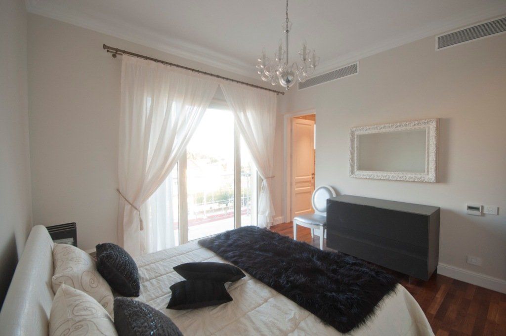 Дом в Агиос Тихоне, Кипр, 500 м² - фото 1