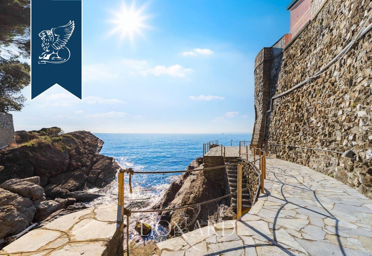 Вилла в Генуе, Италия, 500 м² - фото 7