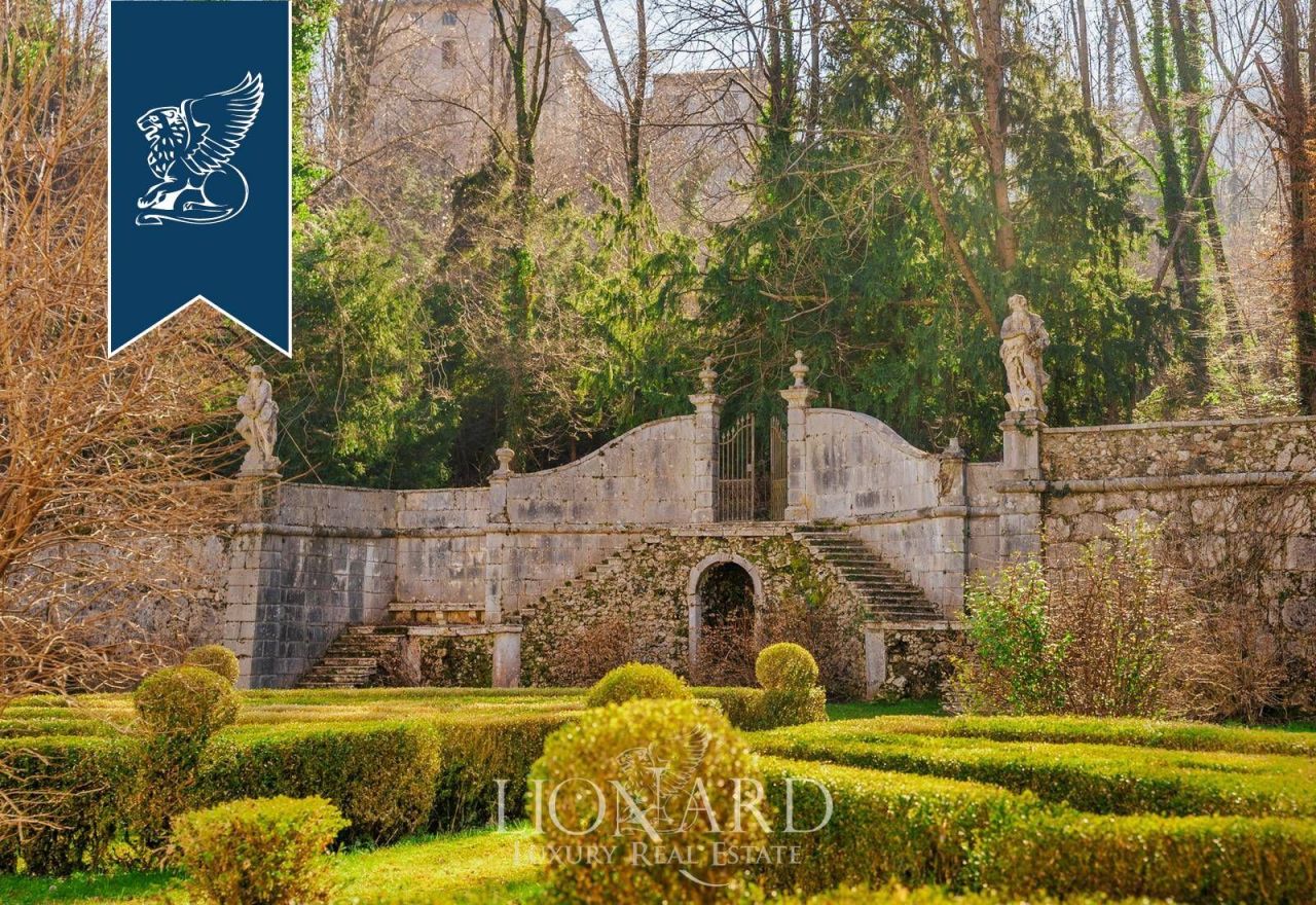 Вилла в Виченце, Италия, 3 000 м² - фото 7