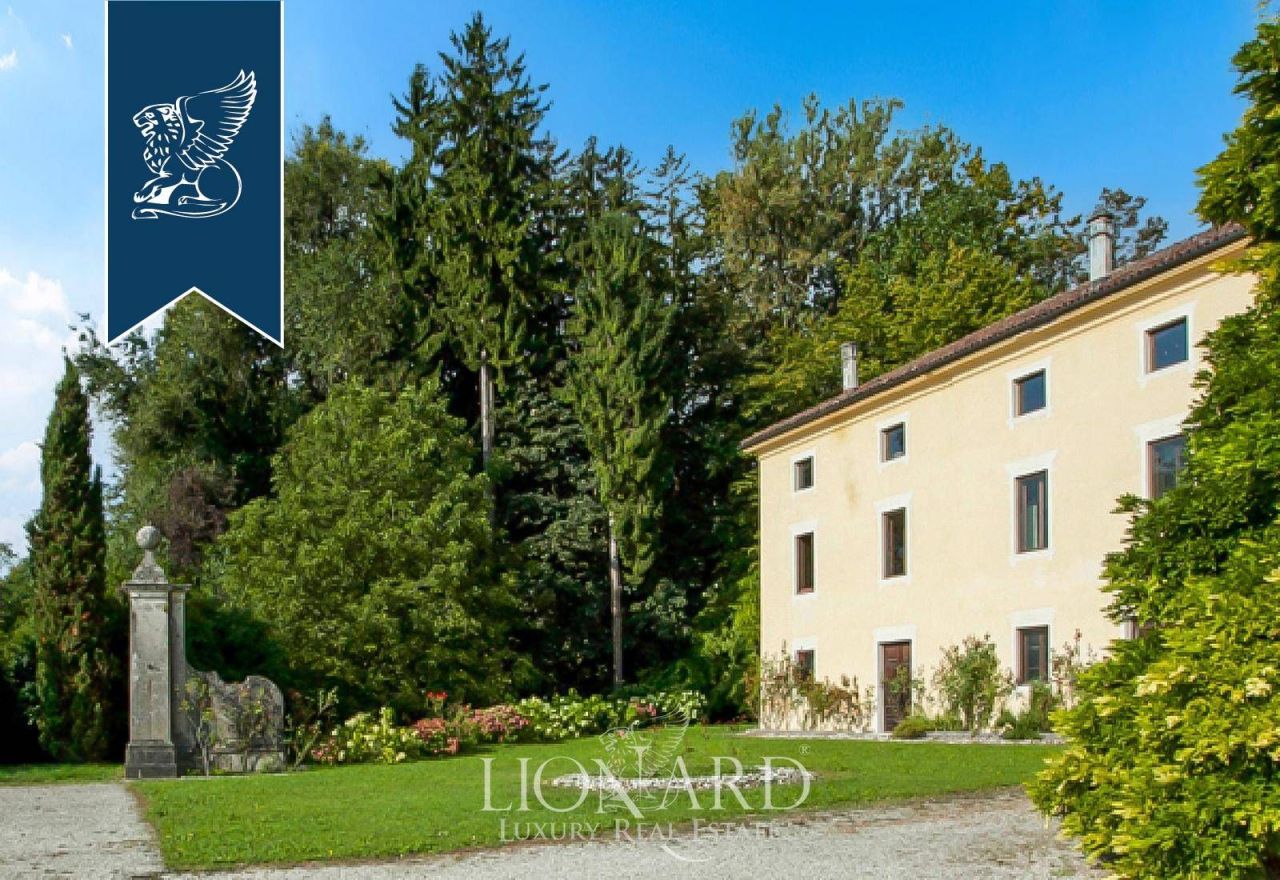 Вилла в Педавене, Италия, 4 400 м² - фото 8