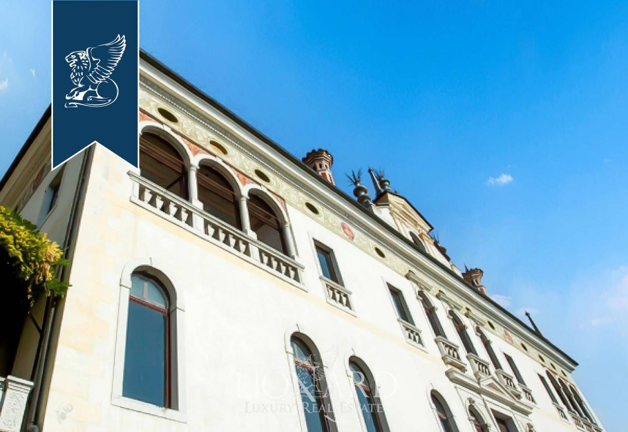 Вилла в Педавене, Италия, 4 400 м² - фото 9