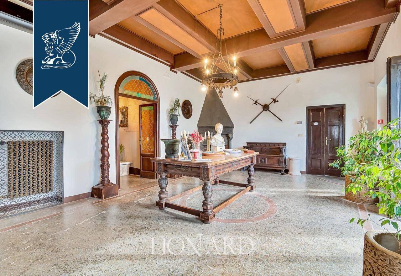 Вилла в Камайоре, Италия, 900 м² - фото 10