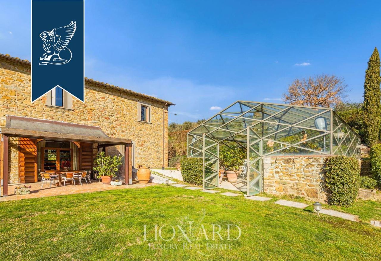 Вилла в Ареццо, Италия, 1 000 м² - фото 10