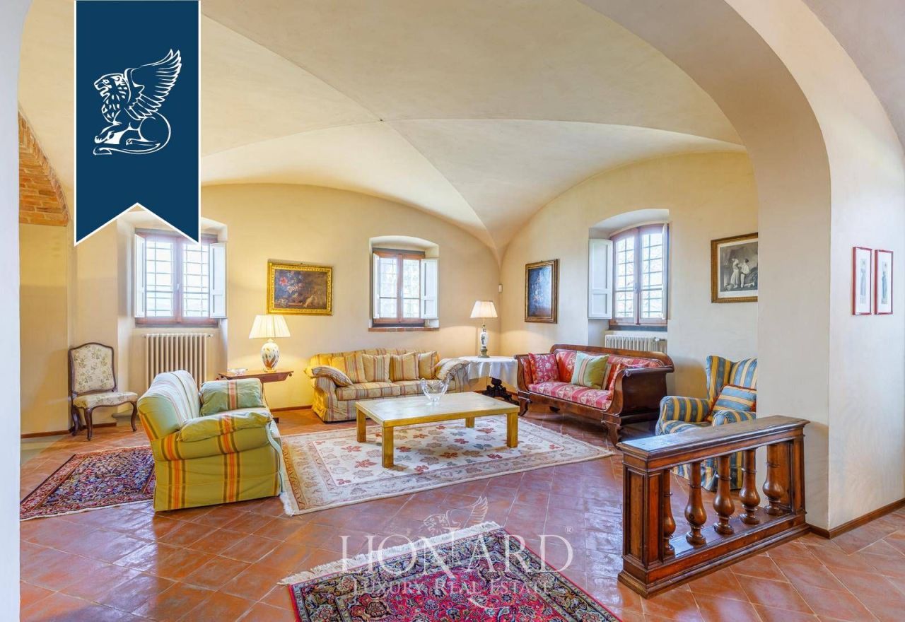 Вилла в Ареццо, Италия, 860 м² - фото 15