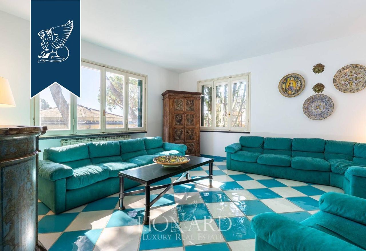 Вилла в Генуе, Италия, 500 м² - фото 15