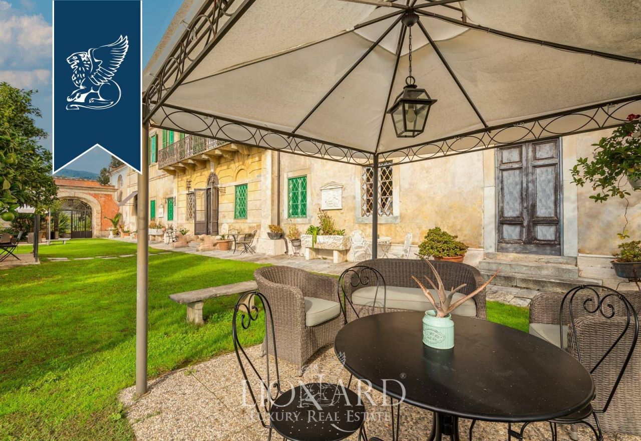 Вилла в Камайоре, Италия, 900 м² - фото 16