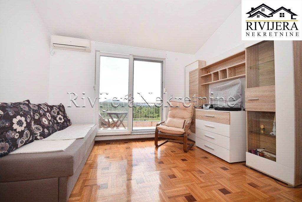 Квартира в Херцег-Нови, Черногория, 42 м² - фото 1