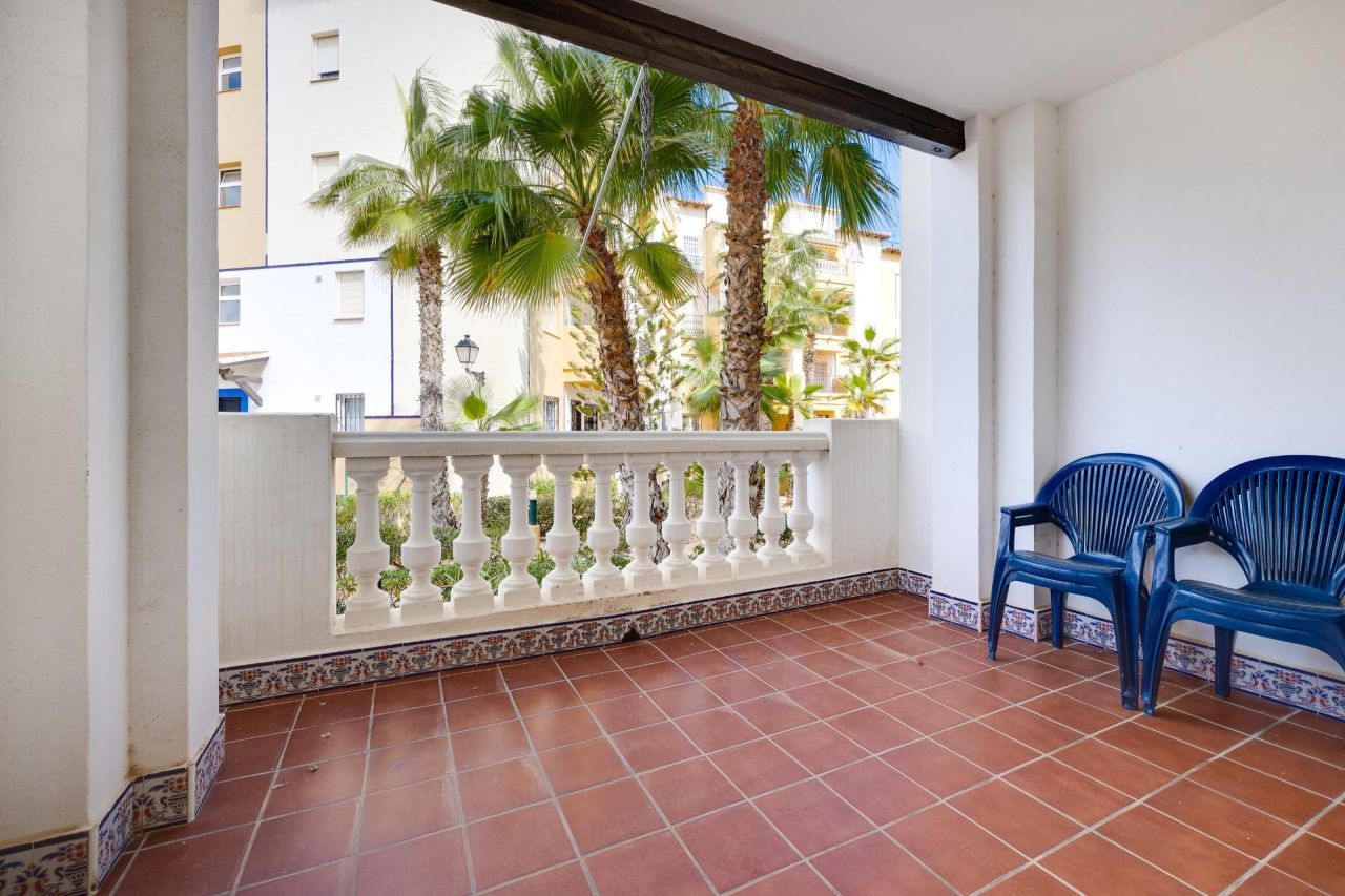 Квартира в Торревьехе, Испания, 60 м² - фото 2