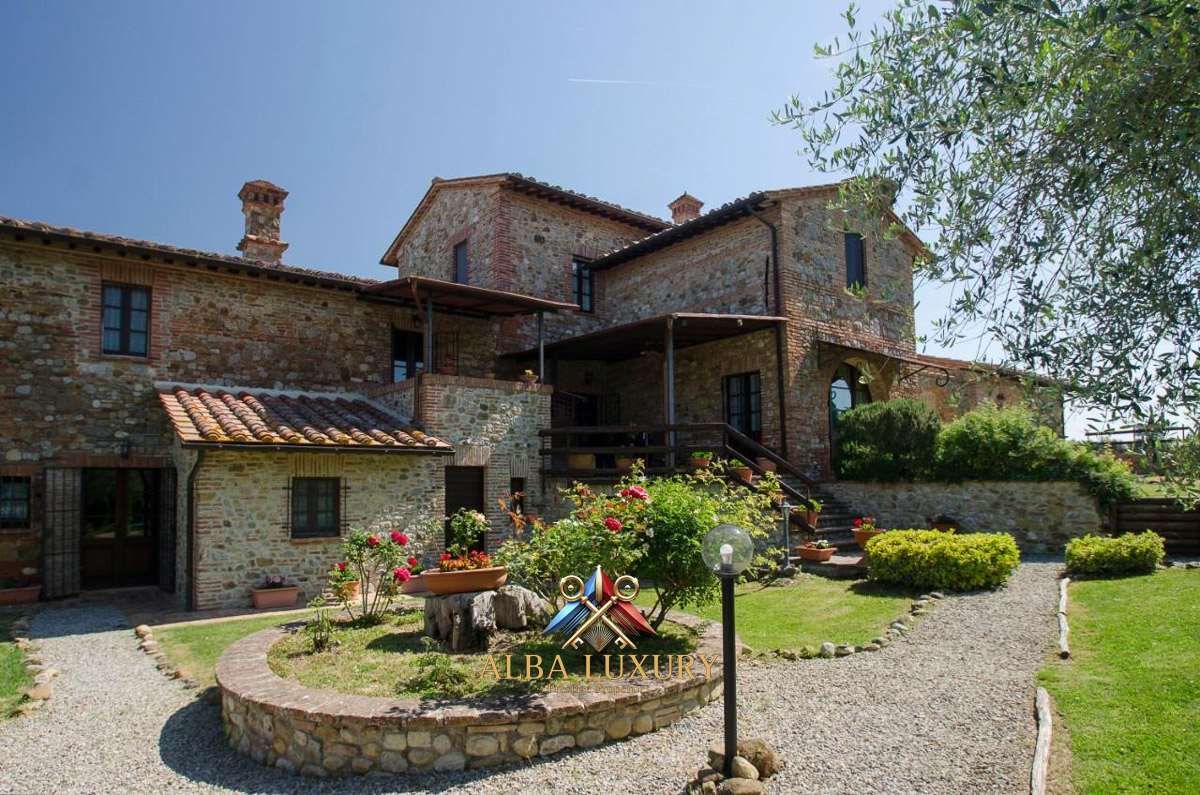 Вилла Via Camparca, Италия, 600 м² - фото 1