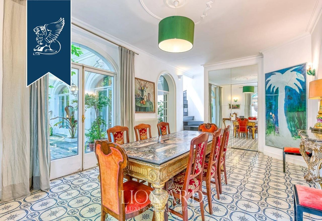 Вилла в Риме, Италия, 299 м² - фото 6