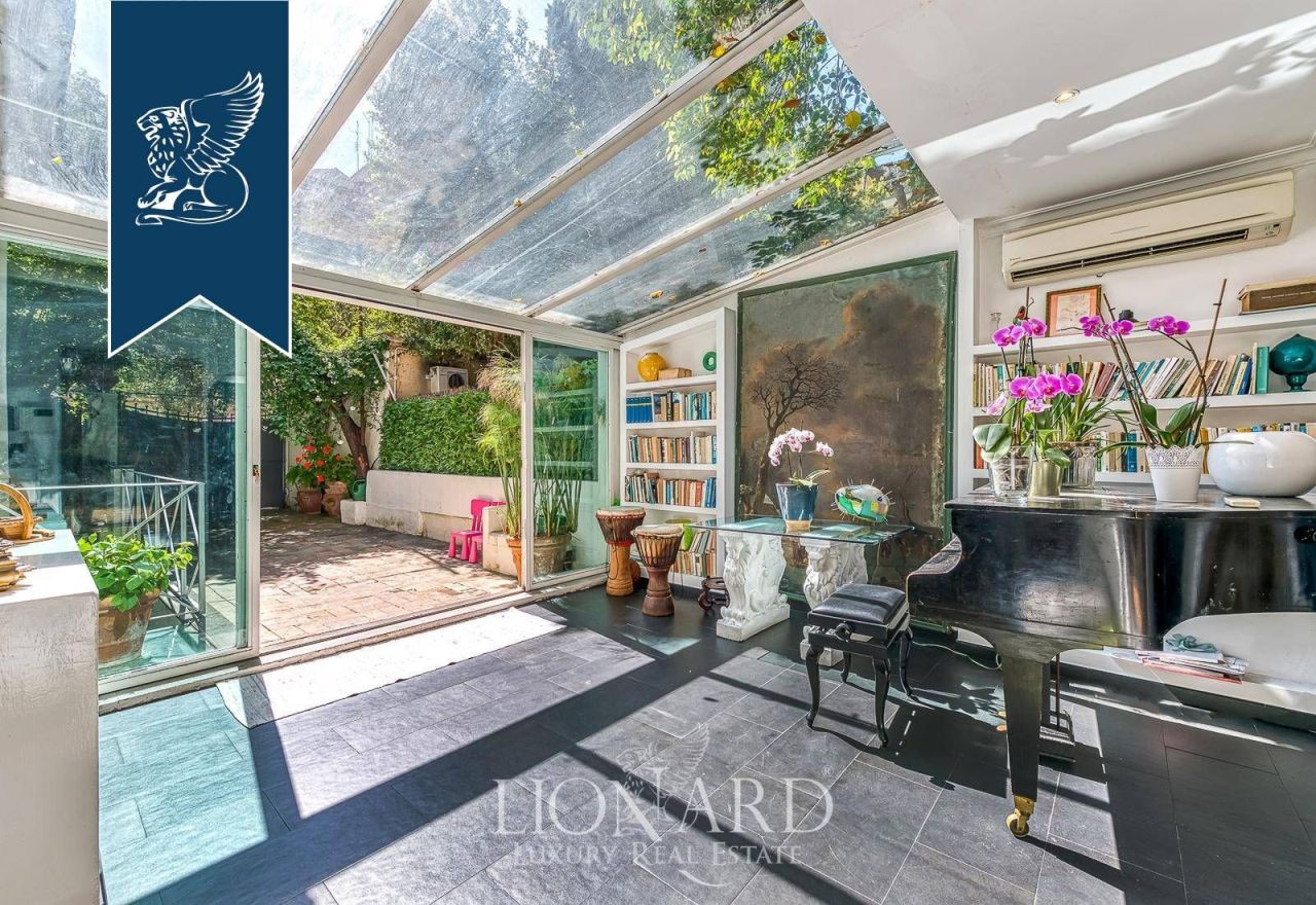 Вилла в Риме, Италия, 299 м² - фото 9