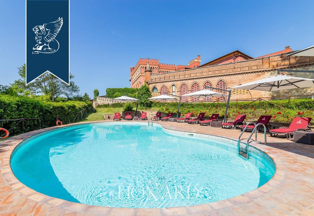 Замок в Кашана-Терме, Италия, 4 000 м² - фото 10