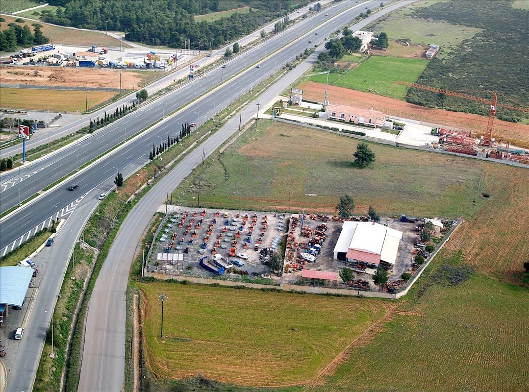 Земля в Аттике, Греция, 5 000 м² - фото 4