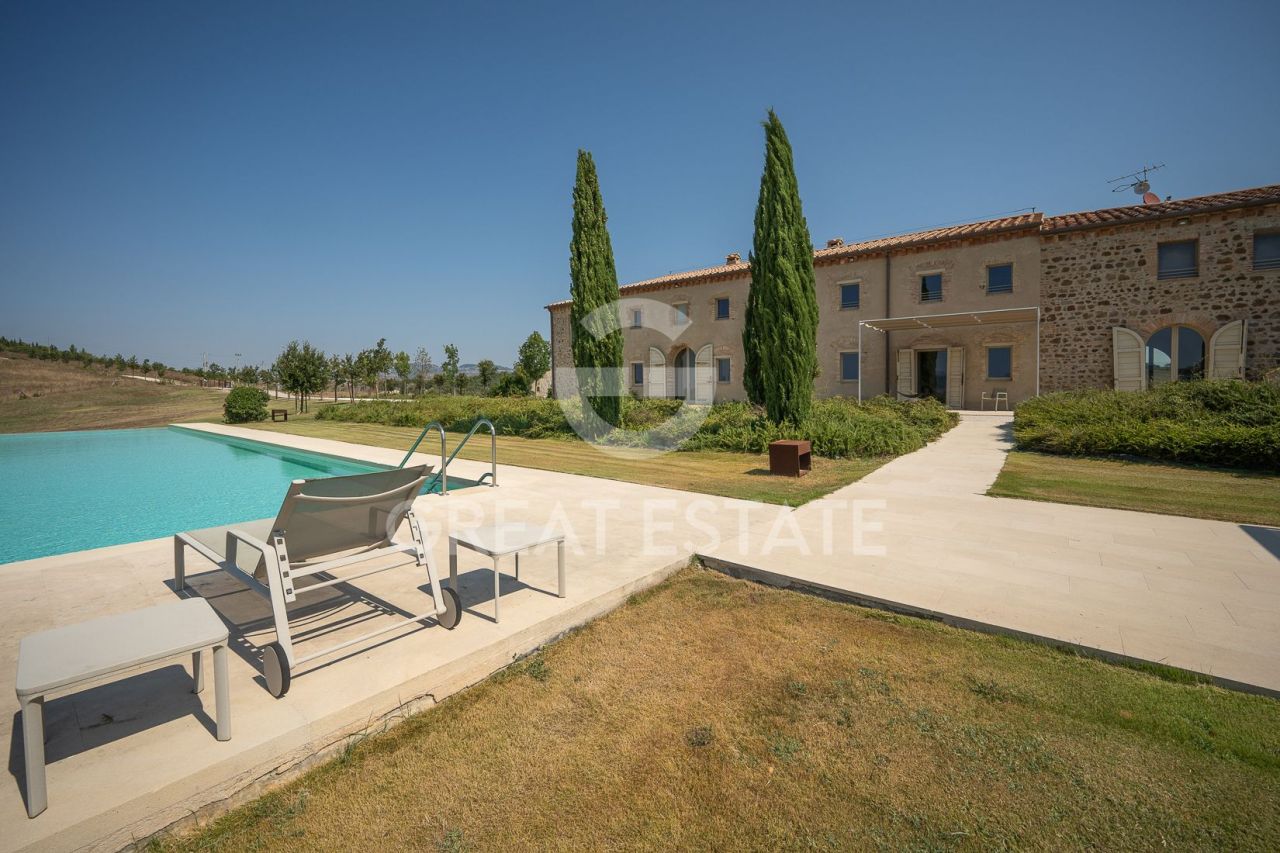 Дом в Вольтерре, Италия, 875 м² - фото 7