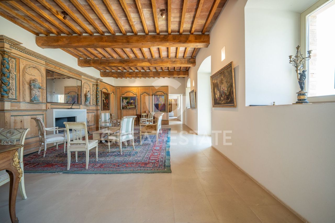 Дом в Вольтерре, Италия, 875 м² - фото 12