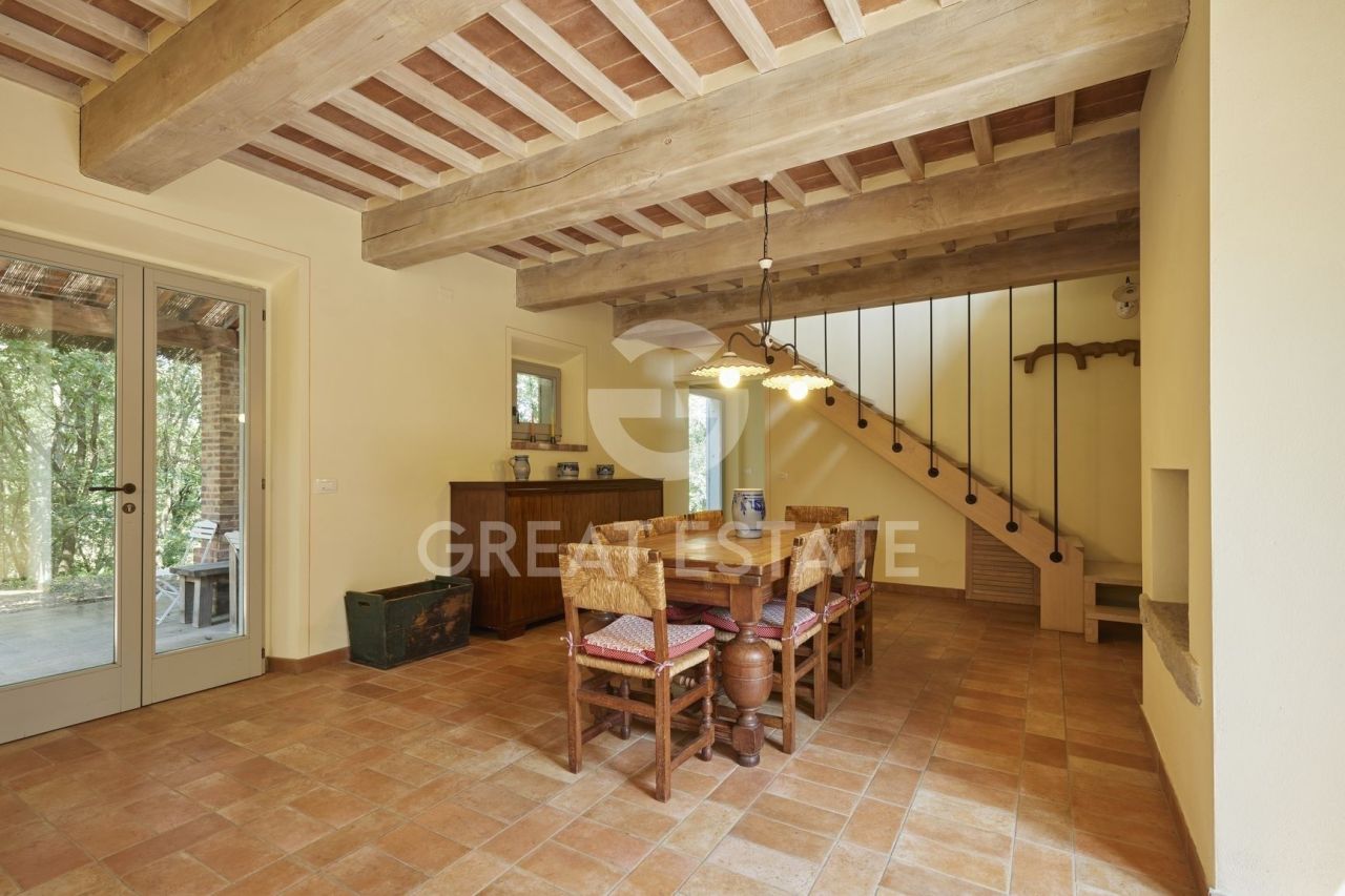 Дом в Кортоне, Италия, 198 м² - фото 17