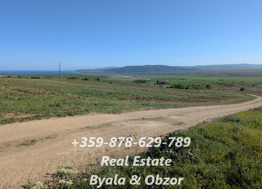 Земля в Бяле, Болгария, 11 400 м² - фото 8