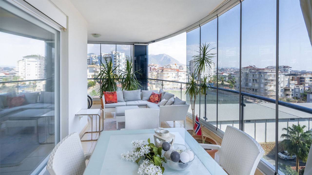 Квартира в Алании, Турция, 110 м² - фото 1