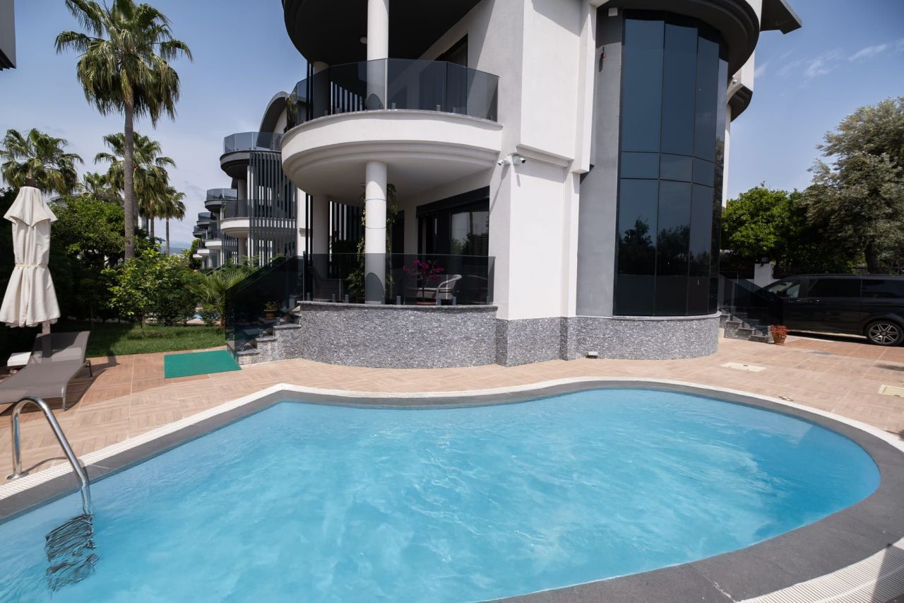 Вилла в Алании, Турция, 220 м² - фото 16