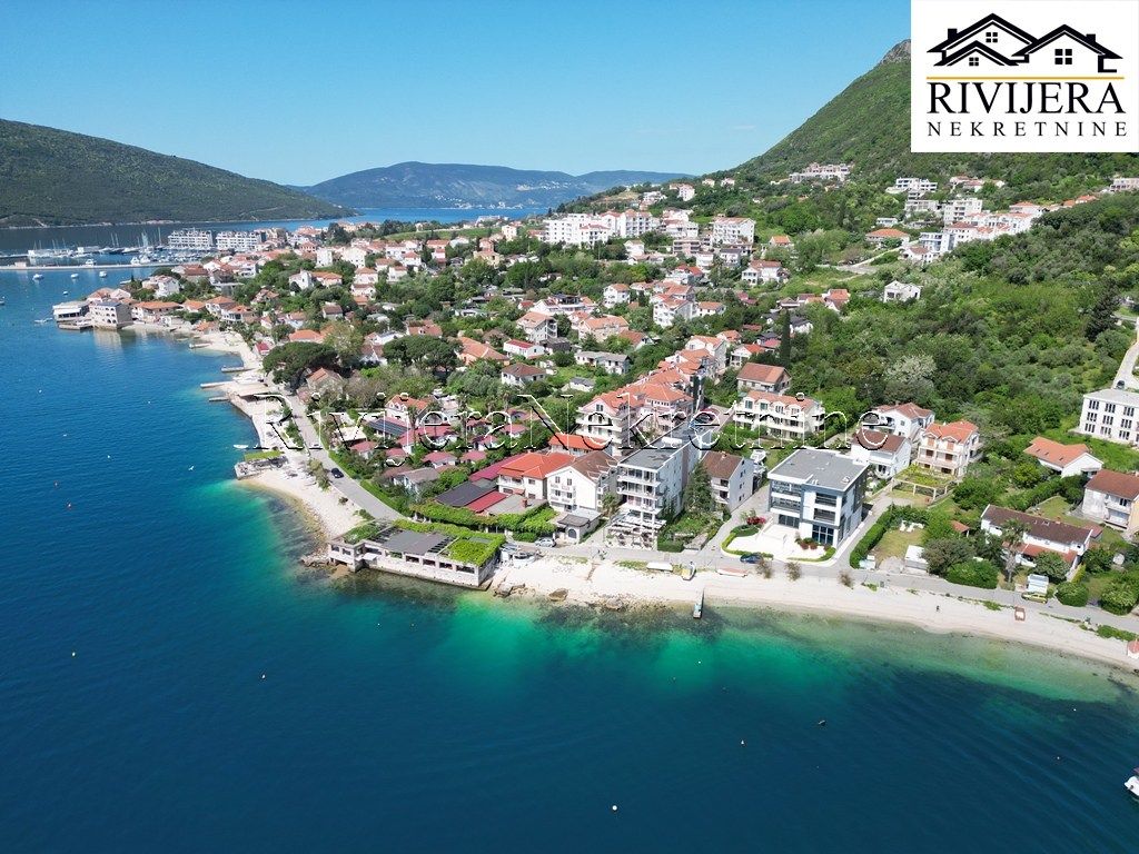 Квартира в Херцег-Нови, Черногория, 96 м² - фото 2