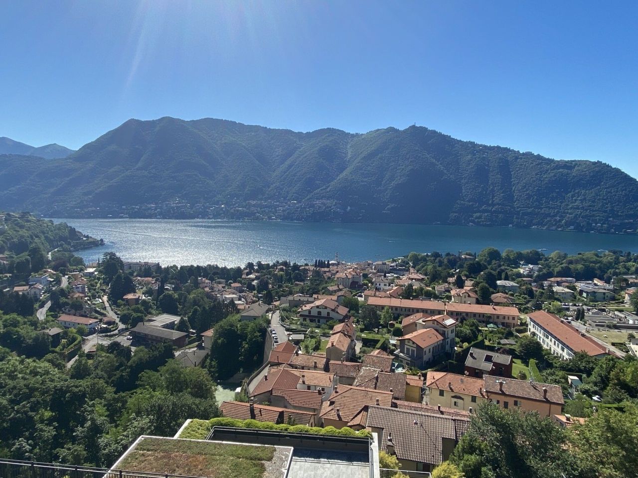 Вилла у озера Комо, Италия, 380 м² - фото 7