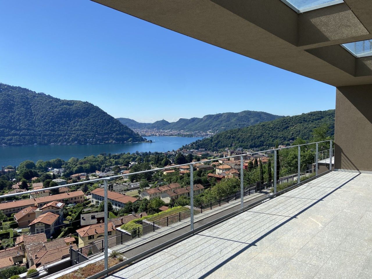 Вилла у озера Комо, Италия, 380 м² - фото 13