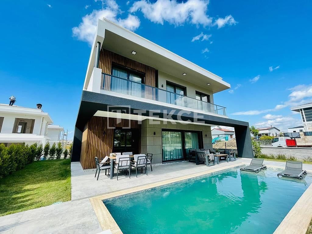 Вилла в Кушадасы, Турция, 184 м² - фото 1