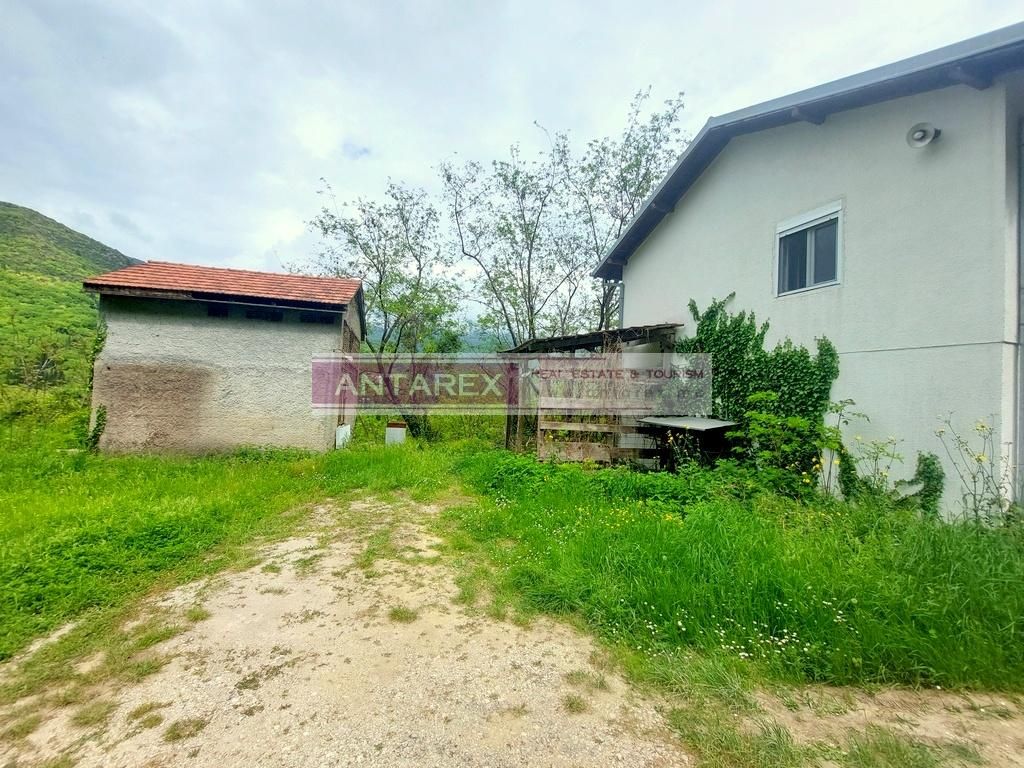 Вилла в Игало, Черногория, 230 м² - фото 2