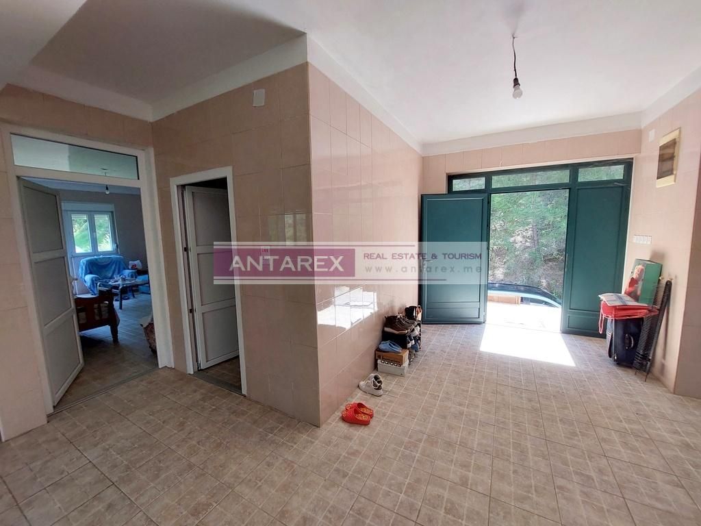 Вилла в Игало, Черногория, 230 м² - фото 5