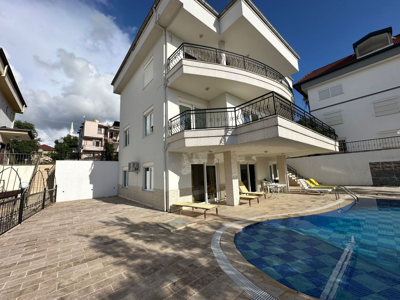 Вилла в Алании, Турция, 350 м² - фото 1