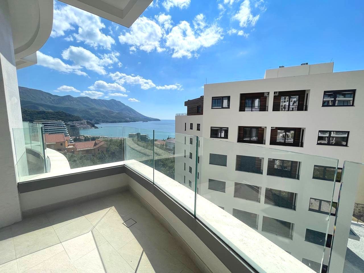 Апартаменты в Бечичи, Черногория, 75 м² - фото 1