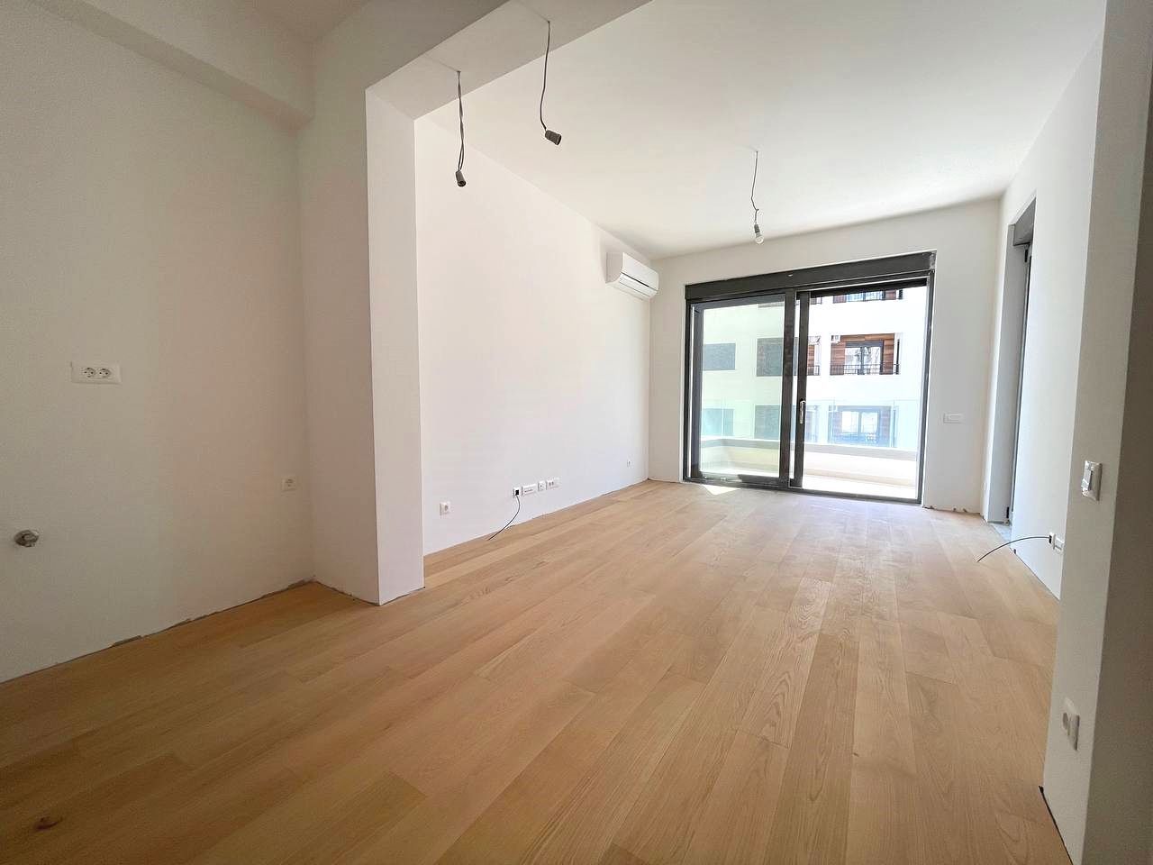 Апартаменты в Бечичи, Черногория, 71 м² - фото 1