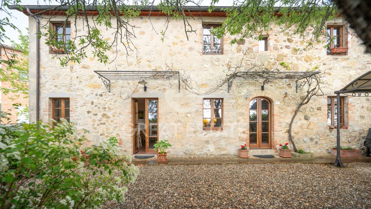 Дом Castiglione d'Orcia, Италия, 195.6 м² - фото 4