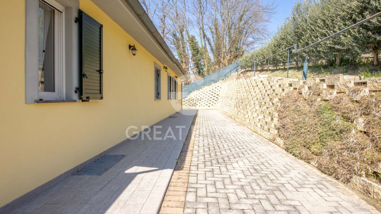 Вилла в Фабро, Италия, 214 м² - фото 7