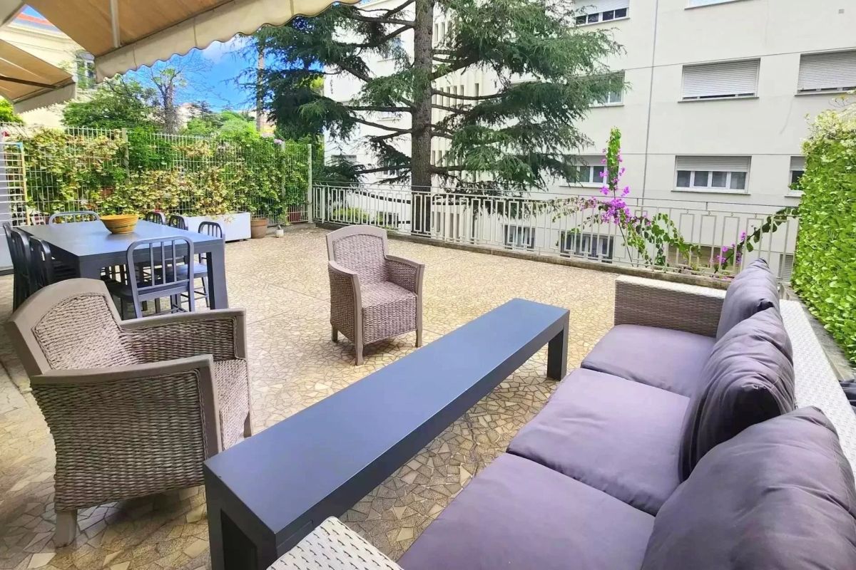 Апартаменты в Ницце, Франция, 100 м² - фото 1