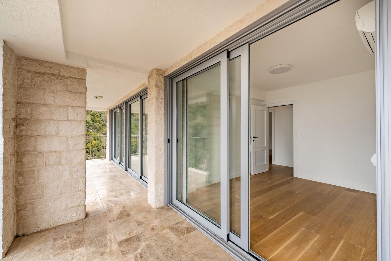 Квартира в Пржно, Черногория, 160 м² - фото 3