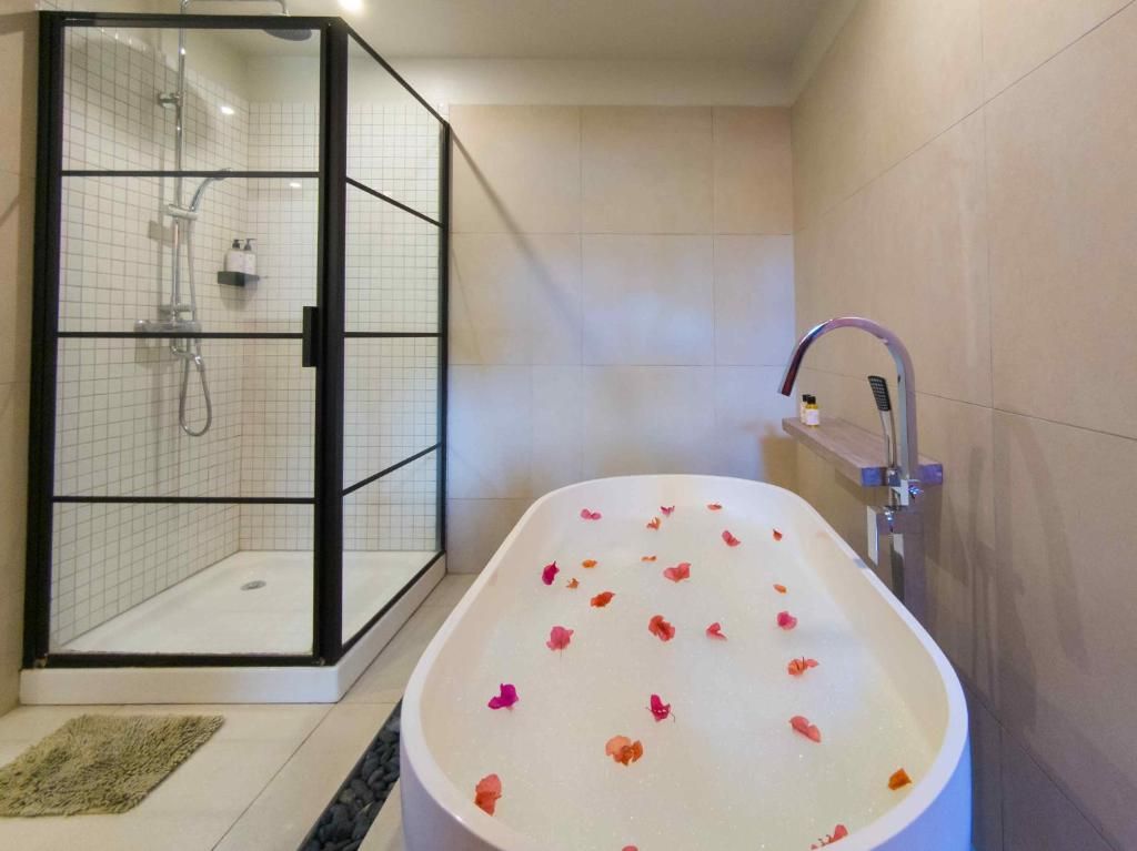 Отель, гостиница в Гранд Бэе, Маврикий, 1 700 м² - фото 7