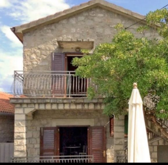 Дом в Тивате, Черногория, 66 м² - фото 7