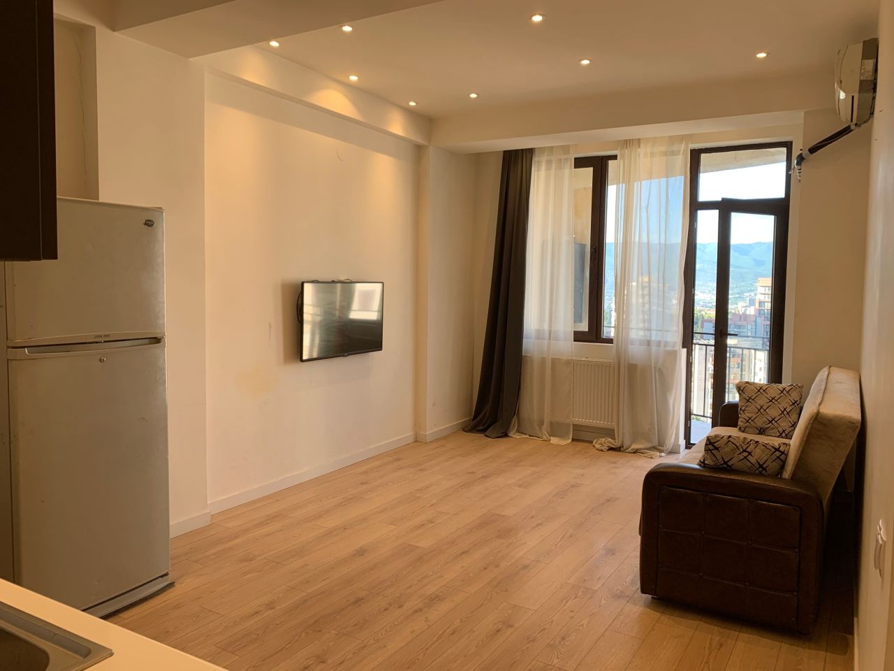 Квартира в Тбилиси, Грузия, 53 м² - фото 1