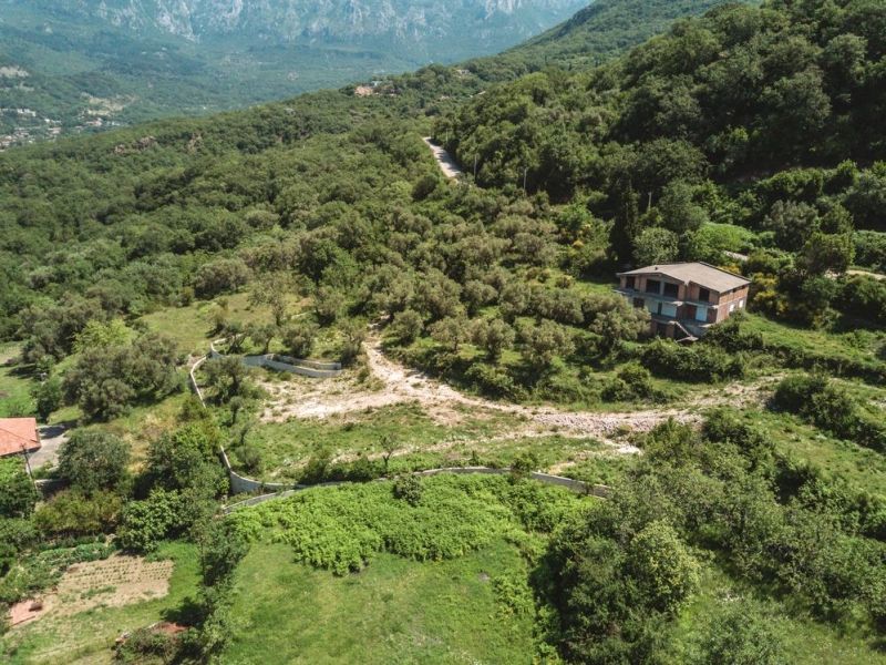 Земля в Баре, Черногория, 8 700 м² - фото 5