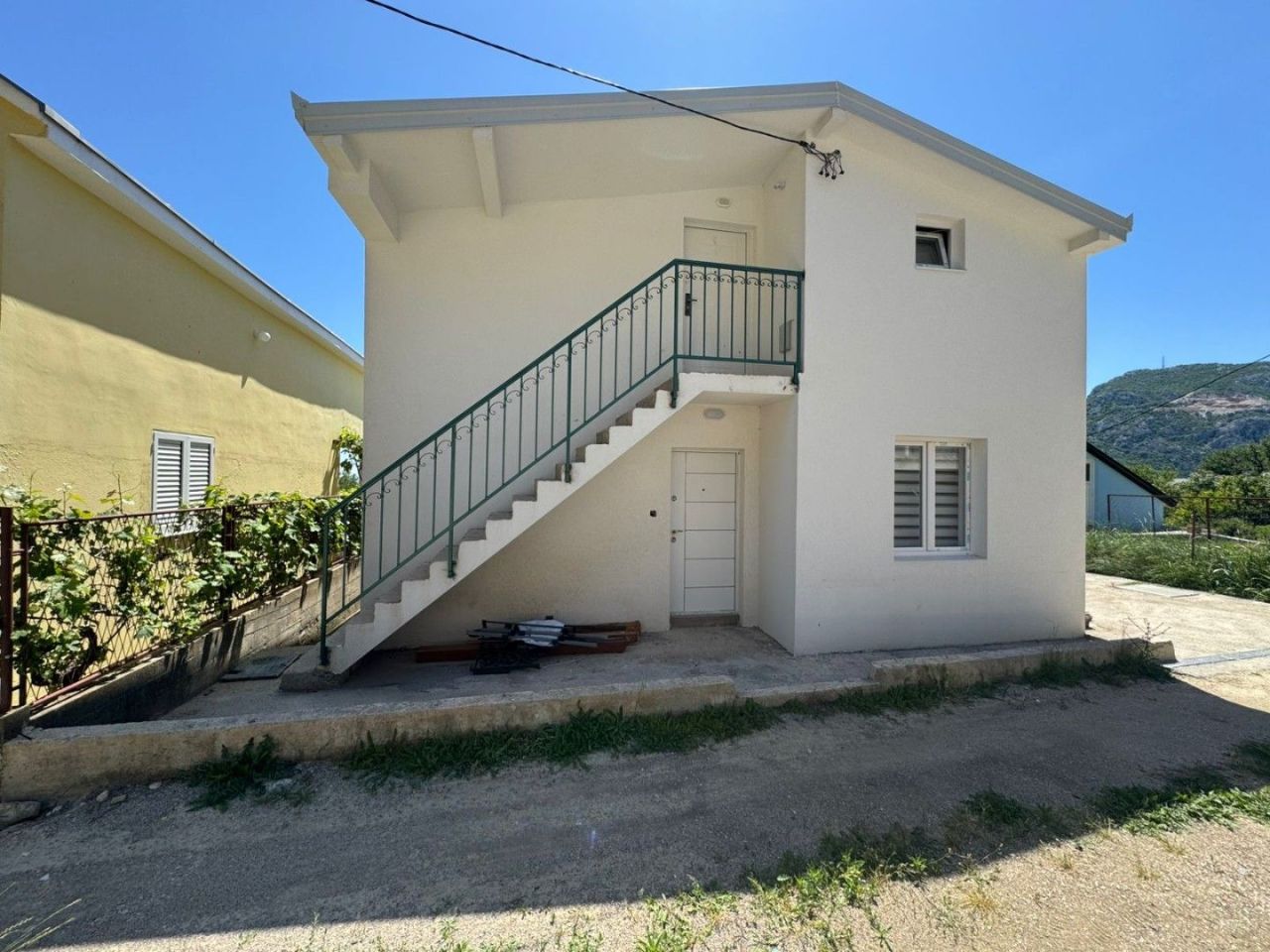 Дом в Сутоморе, Черногория, 200 м² - фото 2