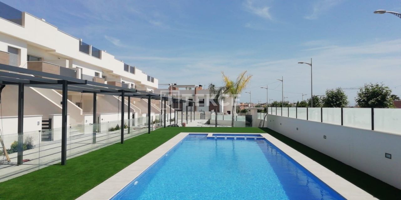 Апартаменты в Пилар-де-ла-Орадада, Испания, 114 м² - фото 1