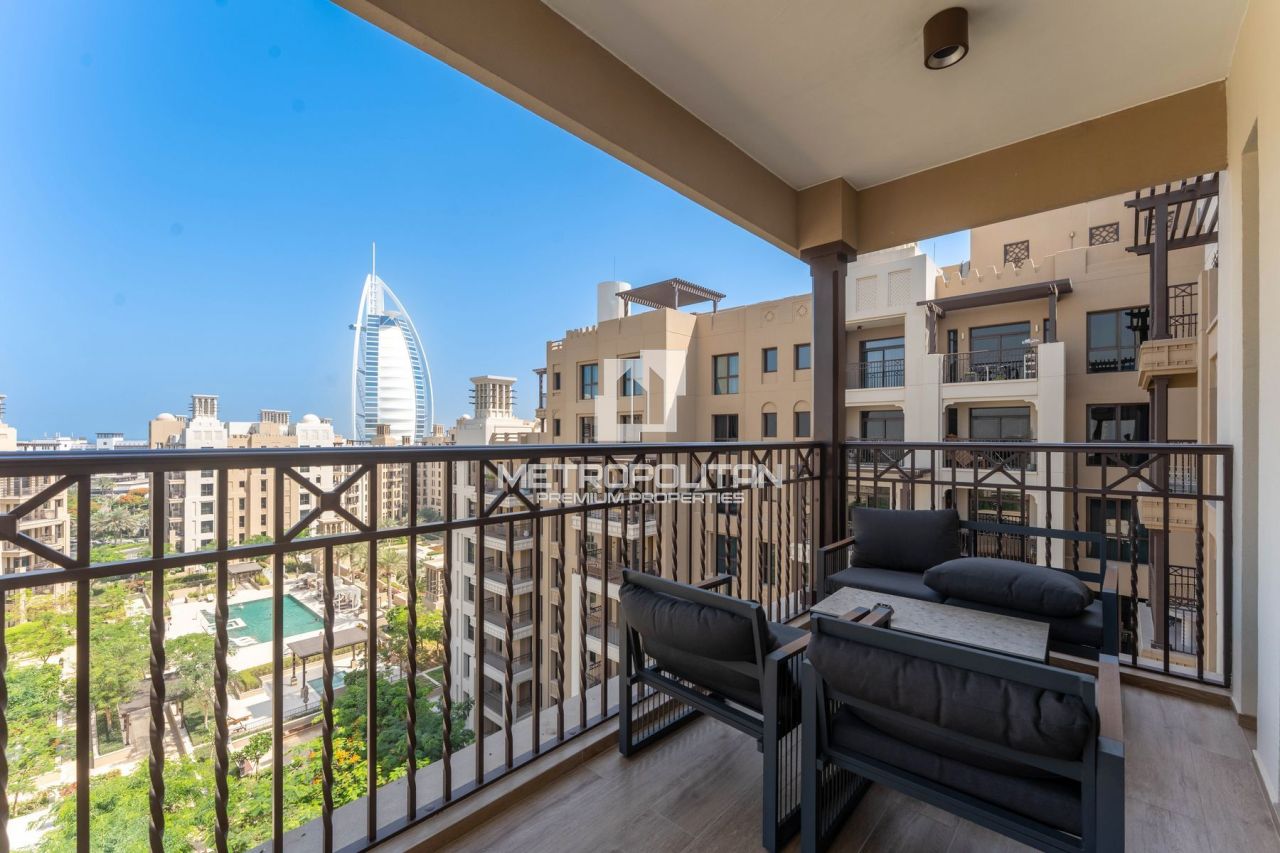Апартаменты в Дубае, ОАЭ, 180 м² - фото 1