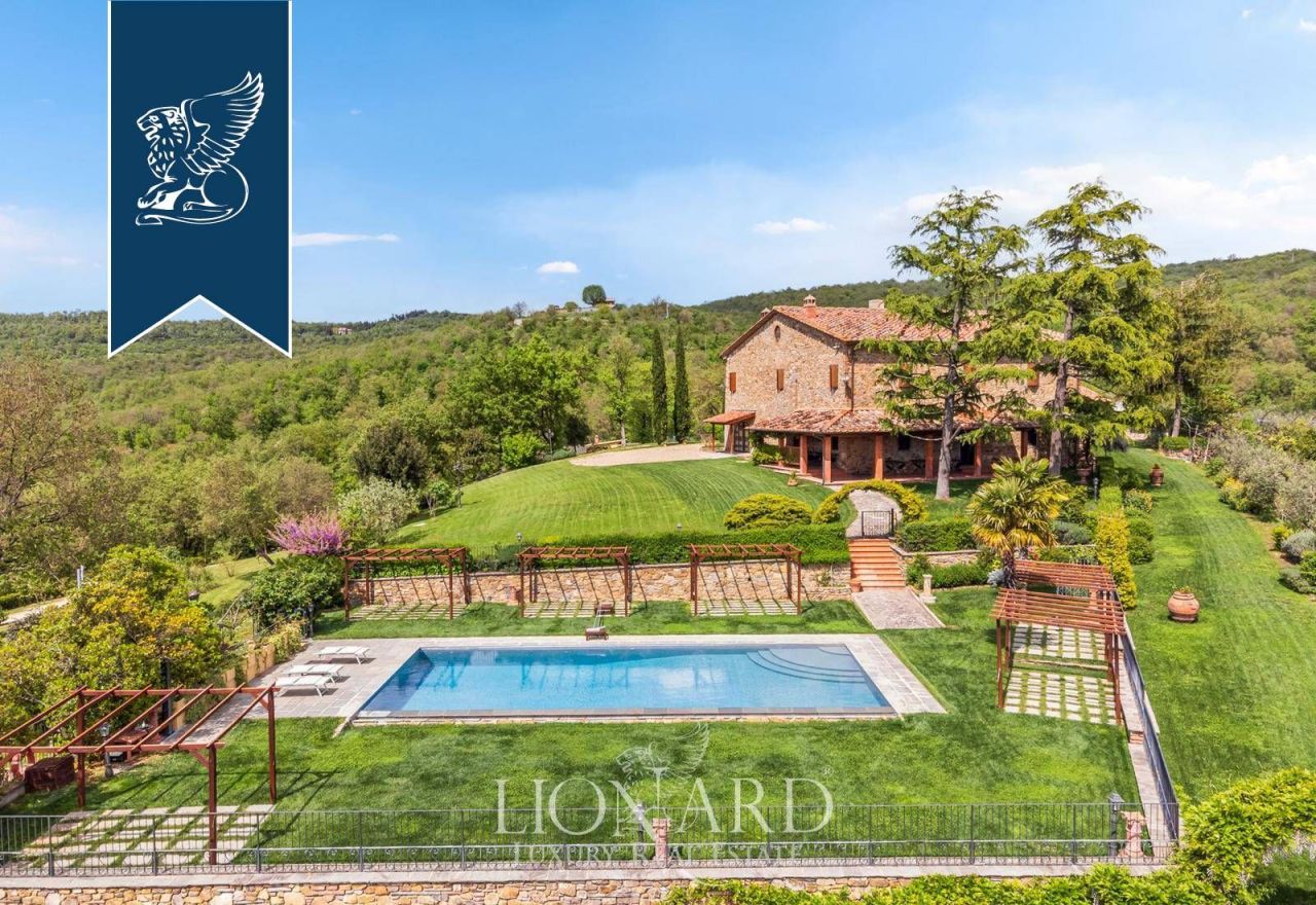 Ферма в Ареццо, Италия, 800 м² - фото 4