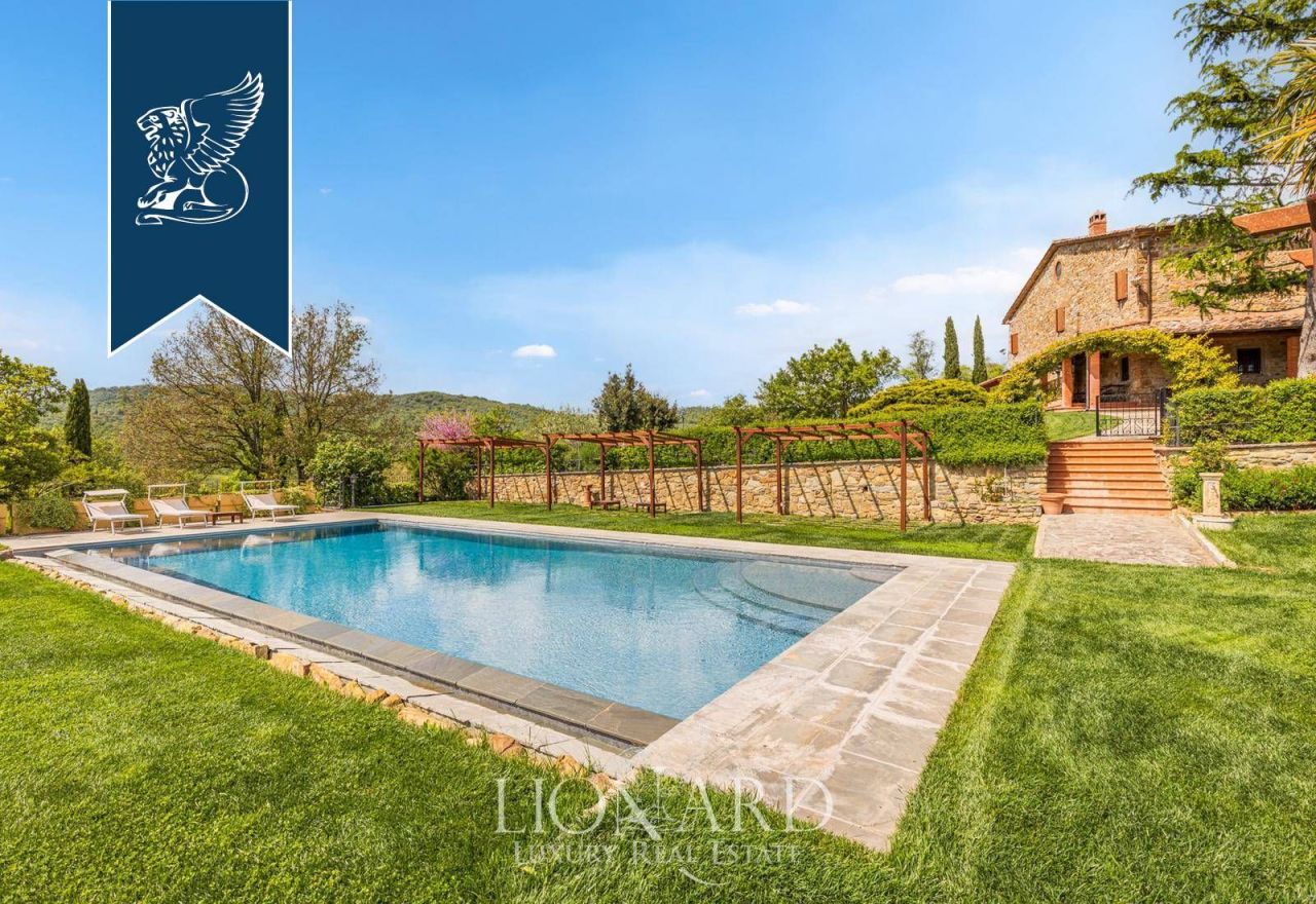 Ферма в Ареццо, Италия, 800 м² - фото 7