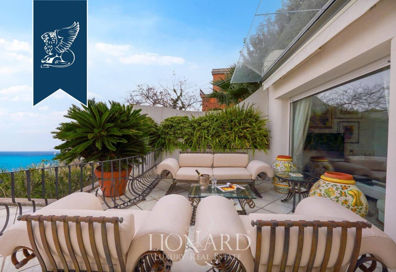 Дом в Таормине, Италия, 200 м² - фото 8